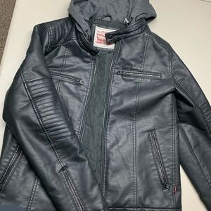 Men’s Levi’s hooded jacket. Size small.